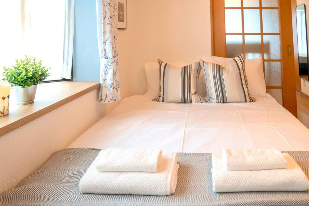 新宿一站5分钟-酒馆购物街-安静品质公寓-直达皇居秋叶原-104 Tóquio Exterior foto